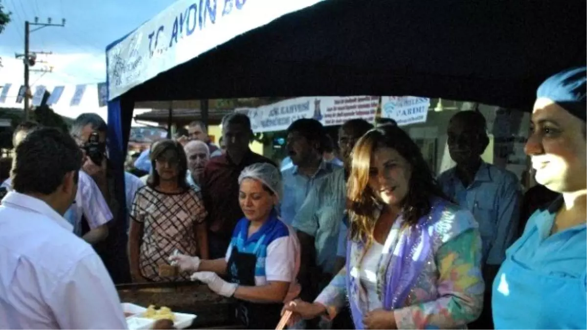 Aydın Büyükşehir Belediyesi\'nden Menderesin Memleketinde İftar Yemeği