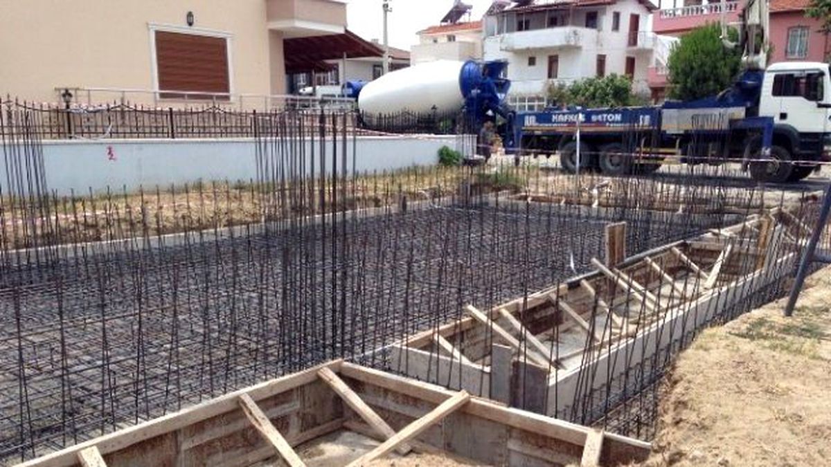 Burhaniye\'de Sağlık Ocağı Temeli Atıldı