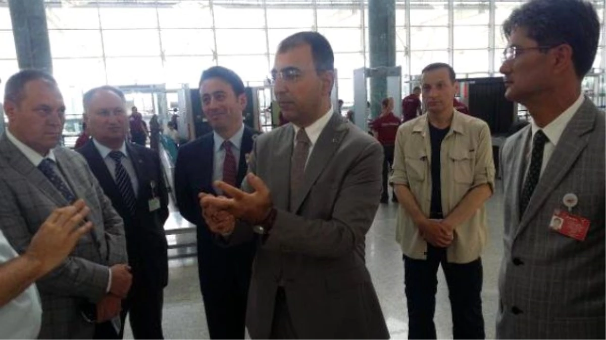 İzmir Adnan Menderes Havalimanı\'nda İç Hat Yolcuları Artık Daha Mutlu