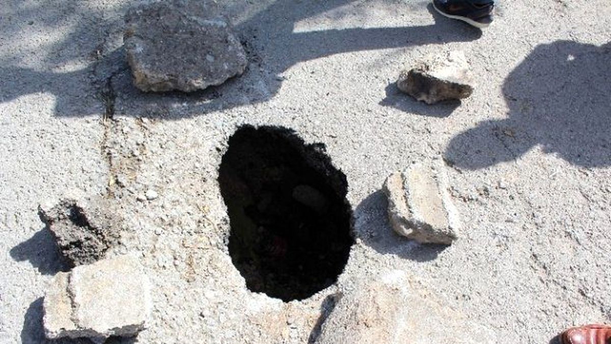 Kapatılmayan Çukur Kazalara Yol Açıyor