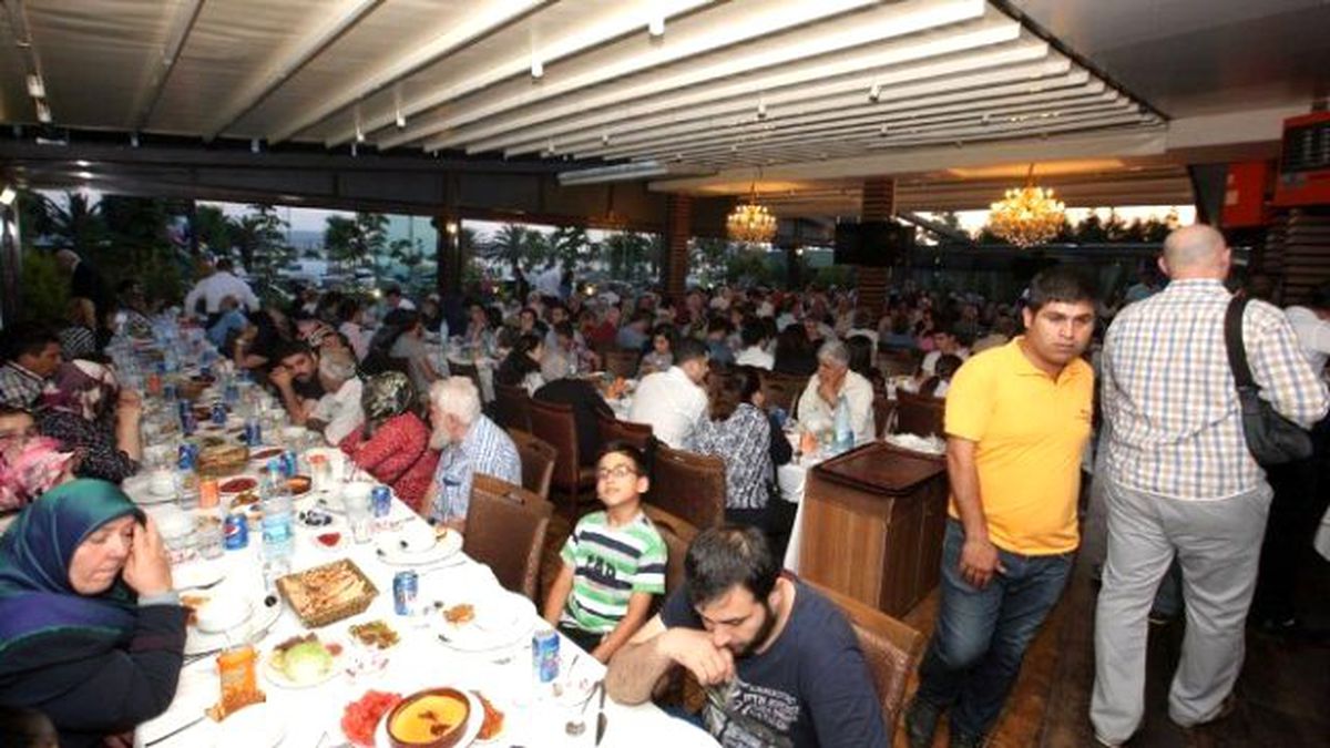 Kartal'da Şehit Yakınları ve Gaziler İftarda Buluştu