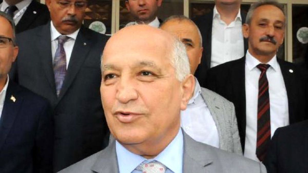 Kızılay Genel Başkanı Akar: 24 Kampta Mültecilere Yardım Ediyoruz