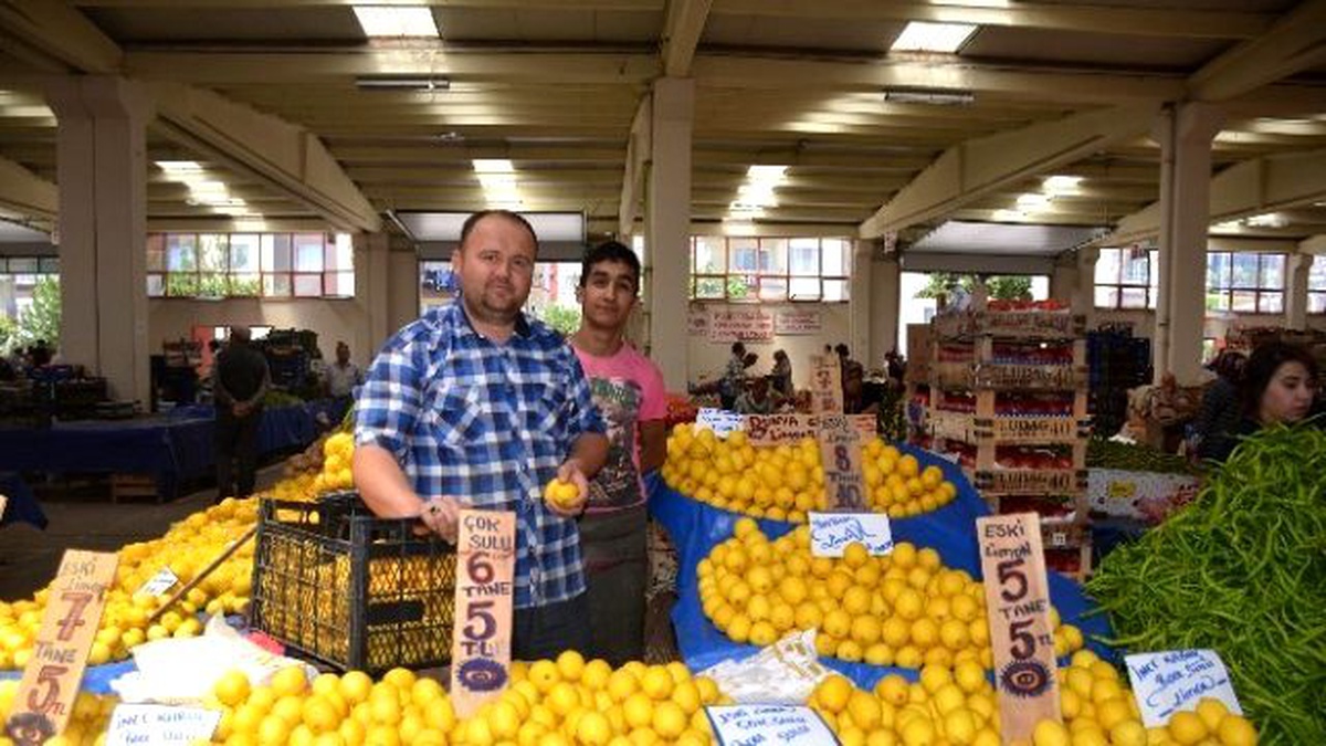 Limon Fiyatları Vatandaşın Yüzünü Ekşitiyor