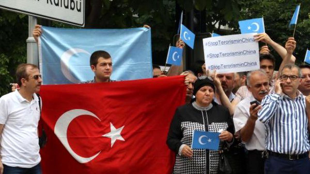 Türk Ocakları Üyelerinden Çin\'e Tepki