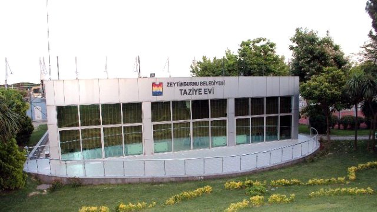 Zeytinburnu\'nda Acılar Taziye Evinde Paylaşılıyor