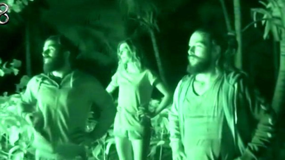 Adanın Ortasında Survivor Ateşi! 4 Ay Boyunca Uğraştıkları Bütün Emeklerini Yaktılar!