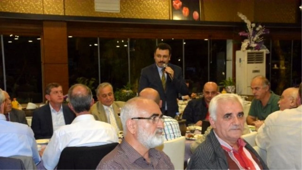 AK Parti\'nin Trabzon\'daki Kurucuları İftarda Buluştu