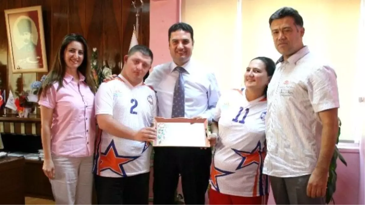 Ataşbak: 'Tesislerimizi Engelli Sporculara Uygun Hale Getirdik'