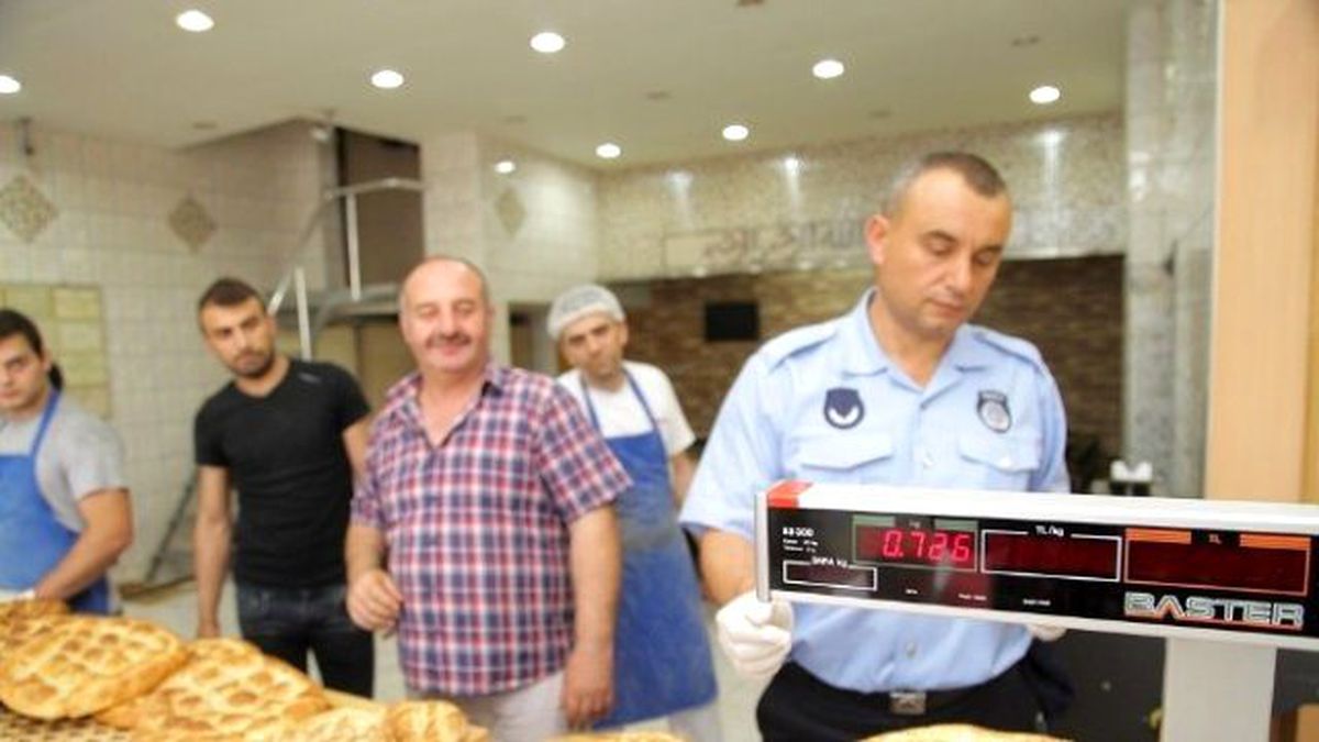 Başiskele\'de Pide Gramaj Kontrolü