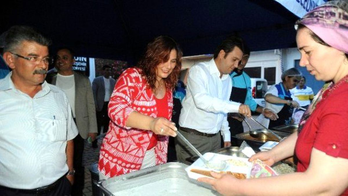 Başkan Çerçioğlu, İftarda Yavuzköylülerin Konuğu Oldu