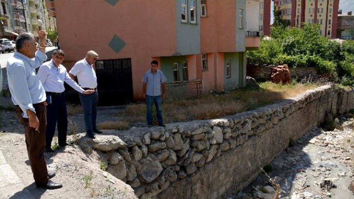 Belediye 6 Mahalle İçin Kolları Sıvadı