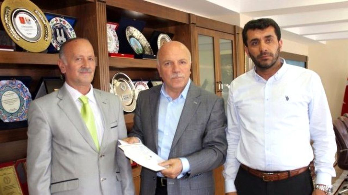 Çomoğlu Derneği\'nden, Başkan Sekmen\'e Ziyaret
