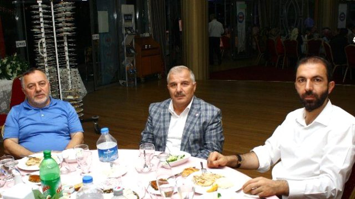 Doğu Türkistan İçin Toplanıyorlar