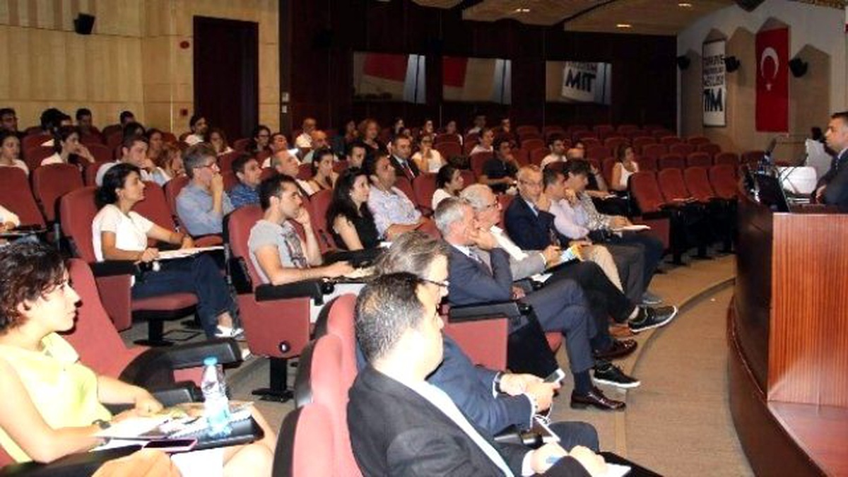 Egeli İhracatçıya Tasarım ve Ürün Geliştirme Eğitimi