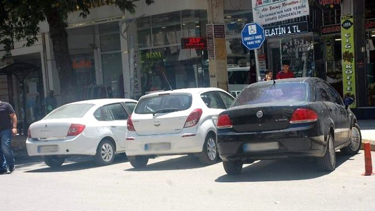 Engelli Araç Park Yerleri, Normal Oto Park Haline Döndü