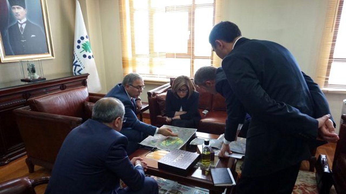 Gaziantep\'e Yapılacak 50 Bin Konut Alanını Görüştü