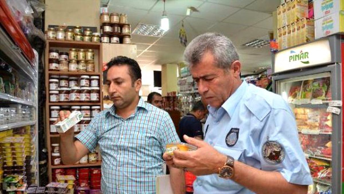 Hakkari\'de Belediye Ekiplerinden Ramazan Denetimi