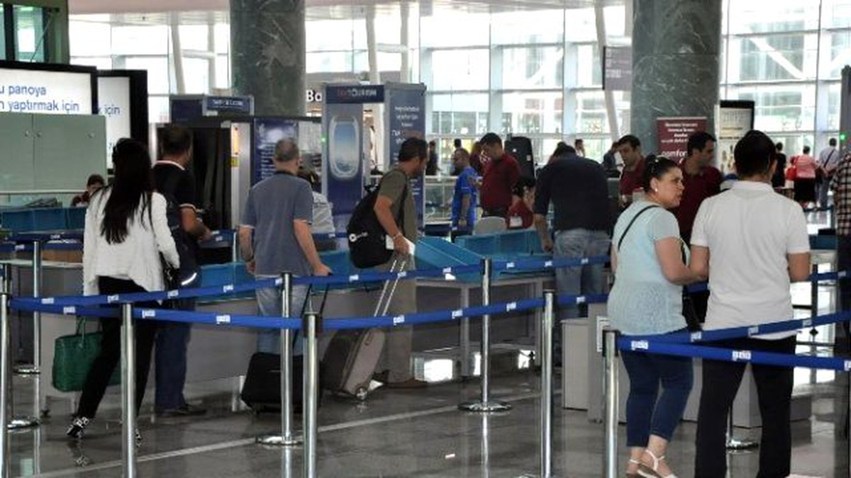 İzmir\'de Yolcular Artık Tek Noktadan Aranacak