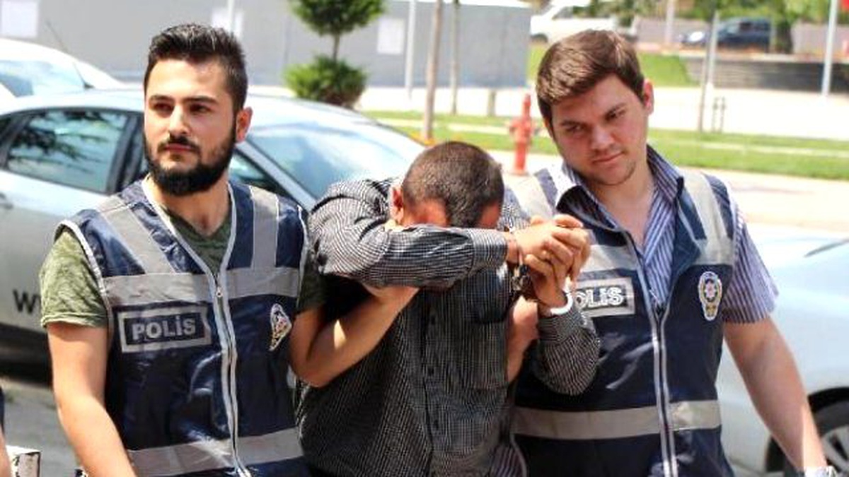 Kart Sıkıştırarak Emeklilerin Maaşlarını Çaldılar