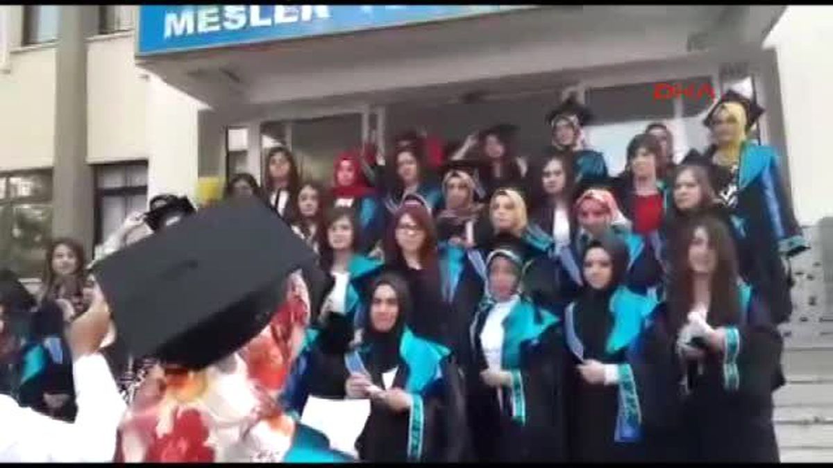 Konya - Üniversitede Mezuniyet Töreninde Yemin Krizi