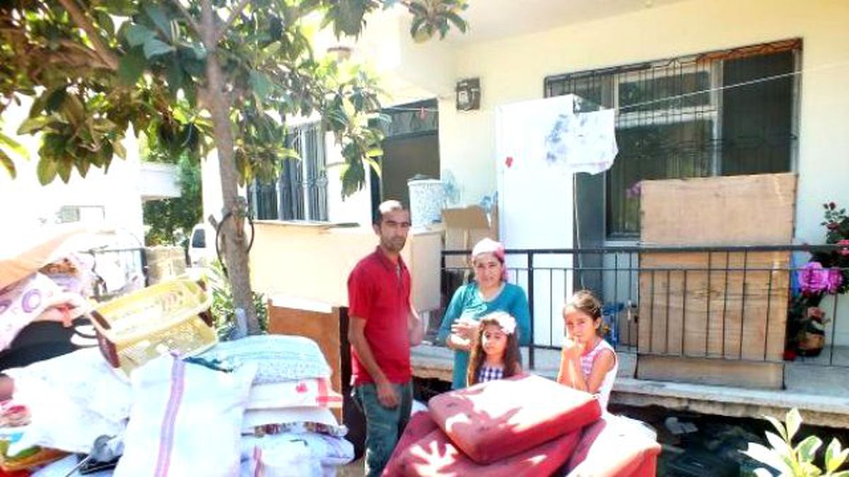 Marmaris\'te İki Aile Ramazan\'da Evsiz Kaldı