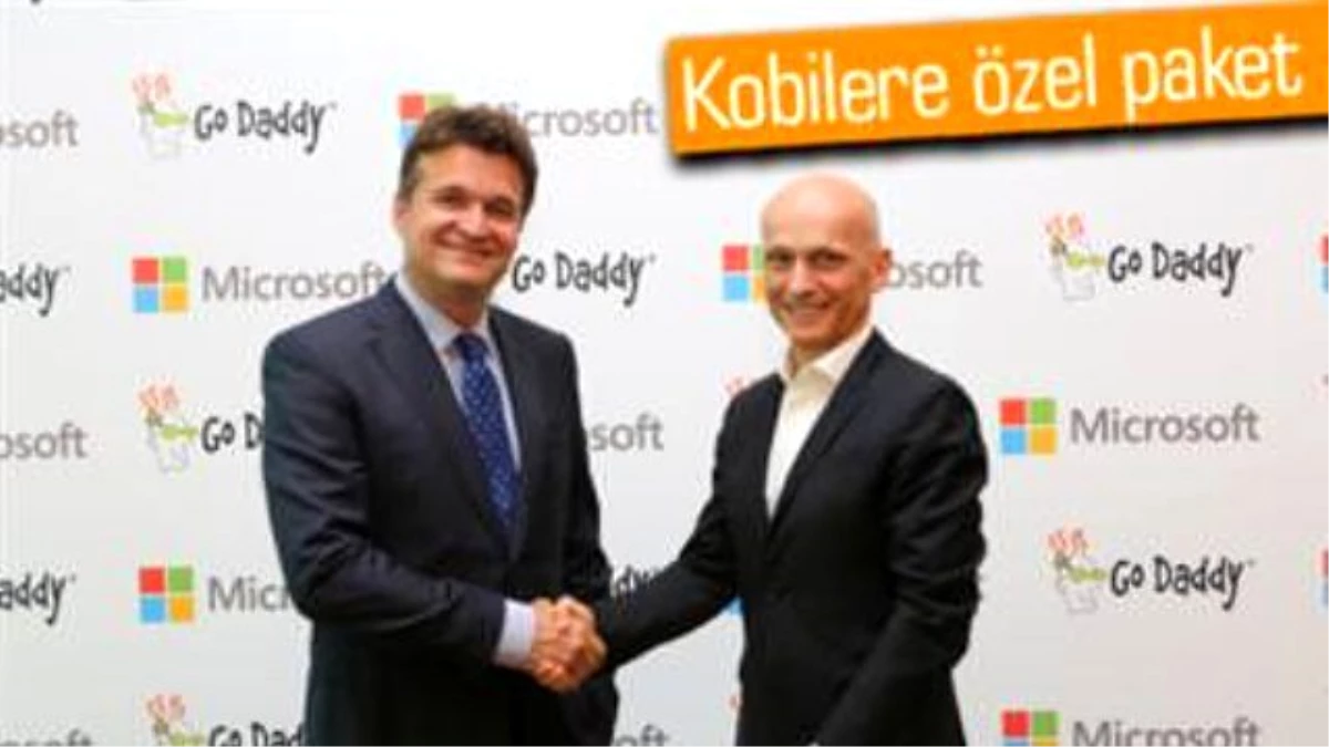 Microsoft ve Godaddy, Kobi\'leri İnternete Taşıyacak