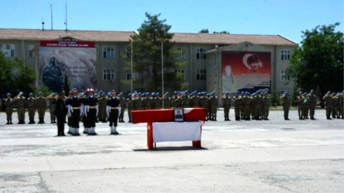 Nöbette Kalp Krizi Geçiren Uzman Çavuş Şehit Oldu (2)