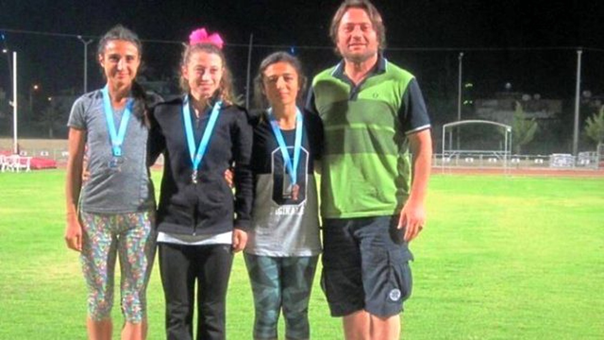 Osmangazili Atletten Türkiye Şampiyonluğu