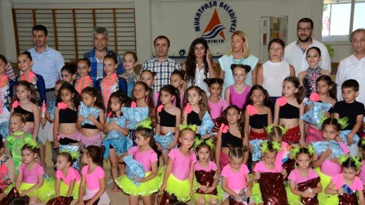 Polis Spor Gücü Kulübü Ritmik Jimnastik Sporcuları Yıl Sonu Gösterisi Yaptı