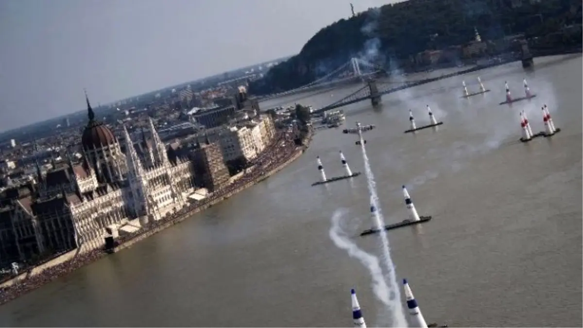 Red Bull Air Race Heyecanı Budapeşte\'ye Dönüyor