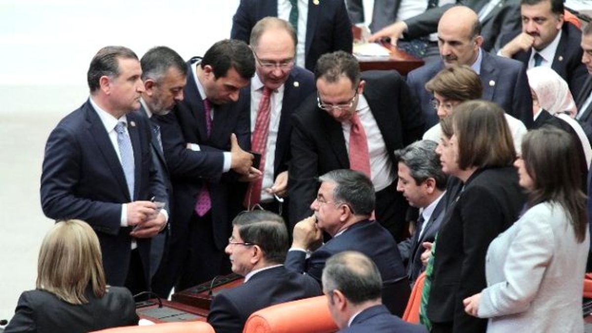 TBMM\'nin 26. Başkanı İsmet Yılmaz