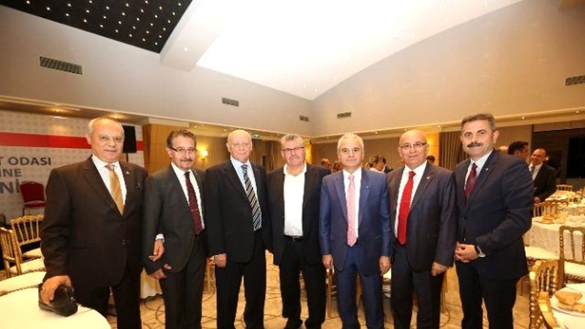 Tüccar ile Sanayici İftarda Buluştu