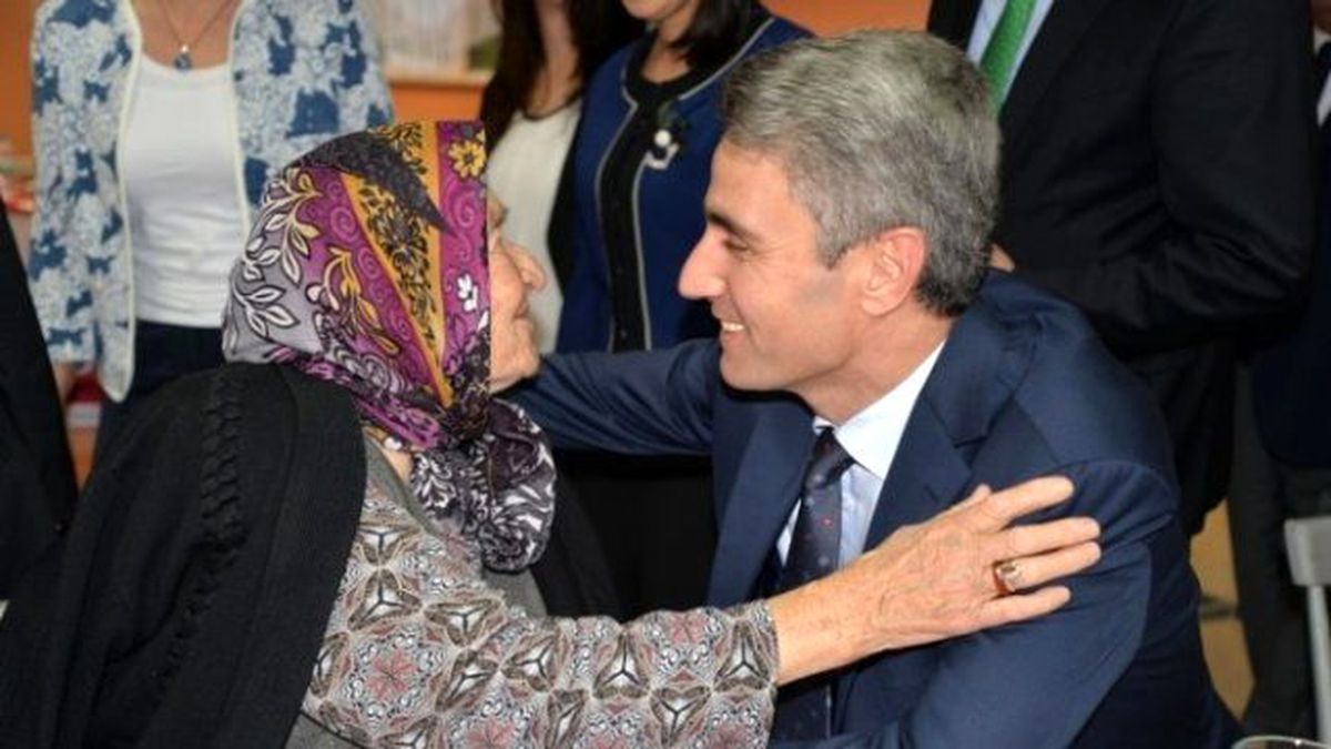 Vali Baruş, Mengende Gönülleri Fethetti