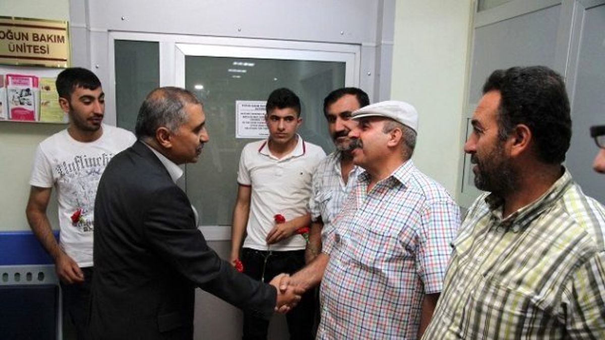 Vali Koçak\'tan Devlet Hastanesi\'ne Ziyaret