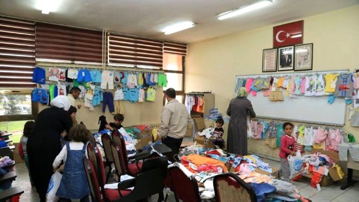 Yetim ve Öksüzler Sevindirildi