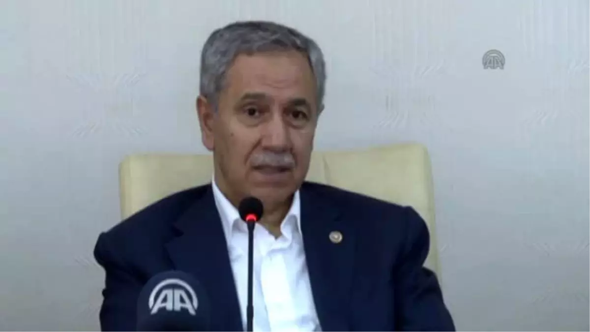 Arınç: "Mazlumların Hepsine Yardımcı Olmaya Çalışıyoruz, Çabalıyoruz"