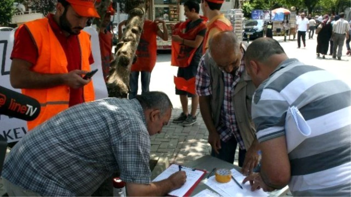 Bursa\'daki Toplu Ulaşım Zammına İmzalı Protesto
