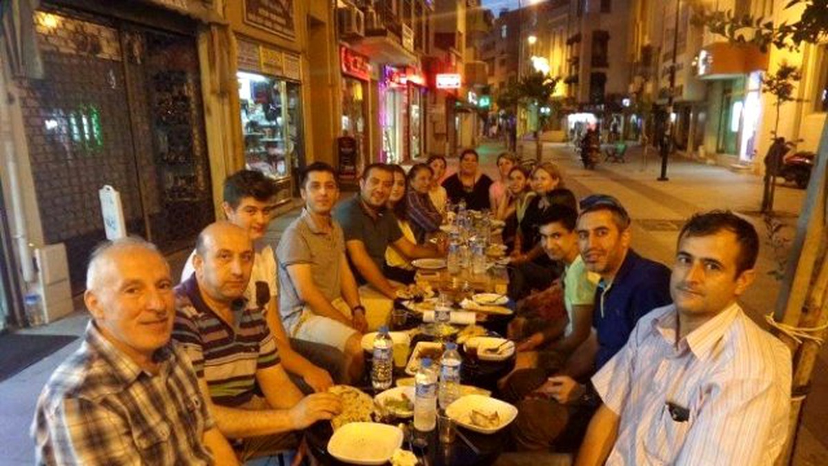 Çanakkale\'de Esnaf Yeryüzü İftarında Buluşuyor