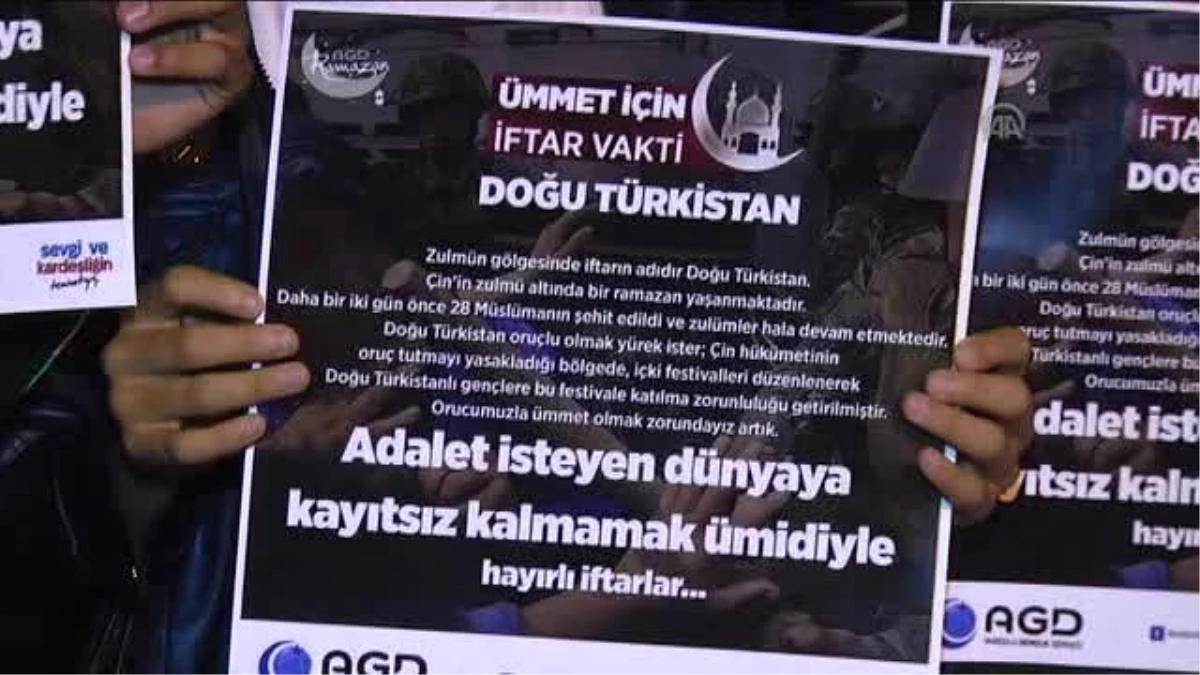 Konya\'da Uygurlar İçin Gıyabi Cenaze Namazı Kılındı