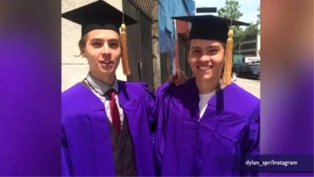 Dylan And Cole Sprouse Switch Places At Their Nyu Graduation