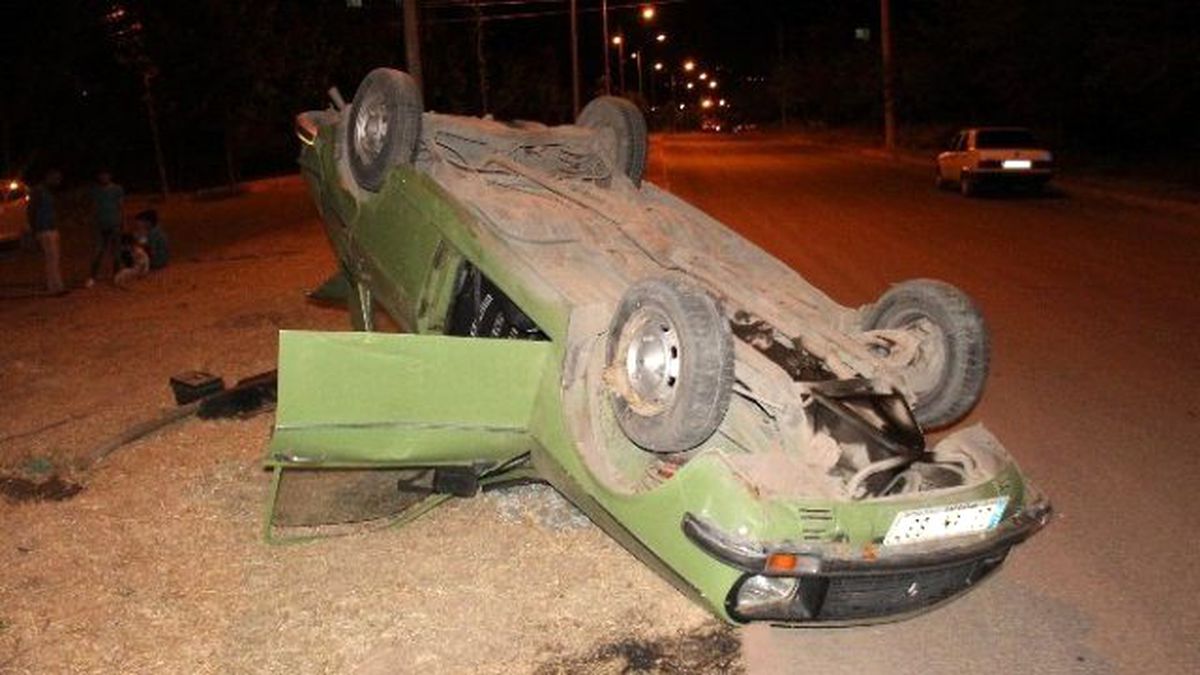 Elazığ\'da Trafik Kazası: 5 Yaralı