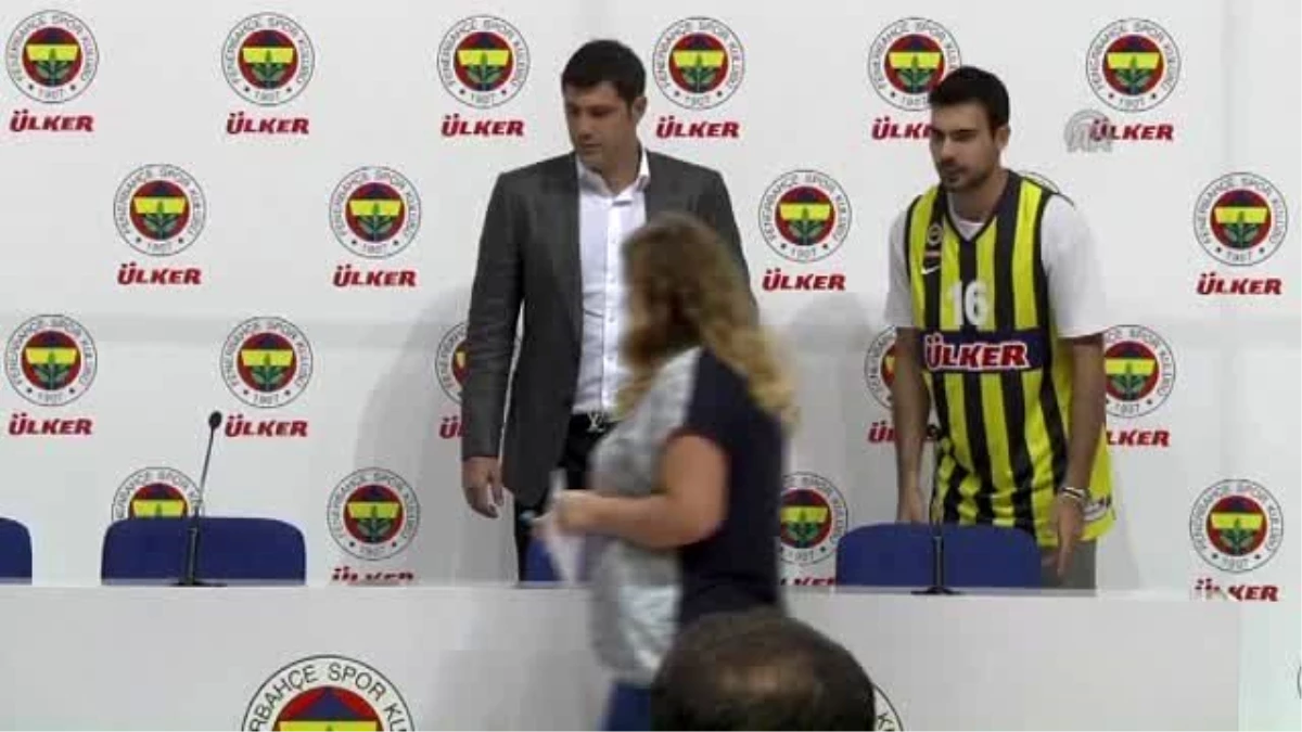 Fenerbahçe Ülker, Sloukas ile Sözleşme İmzaladı