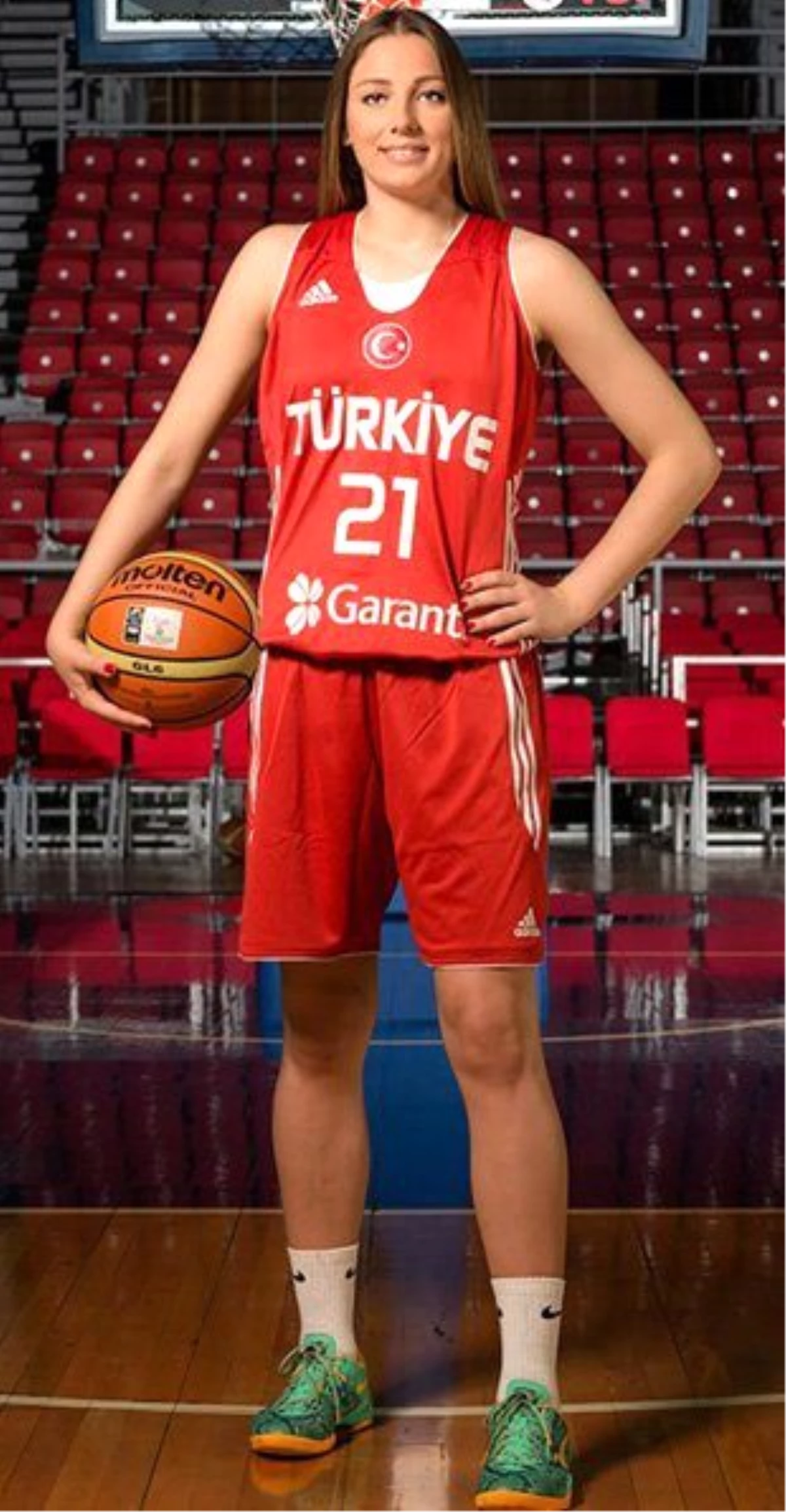 Galatasaray, Basketbolcu Cansu Köksal\'ı Renklerine Bağladı
