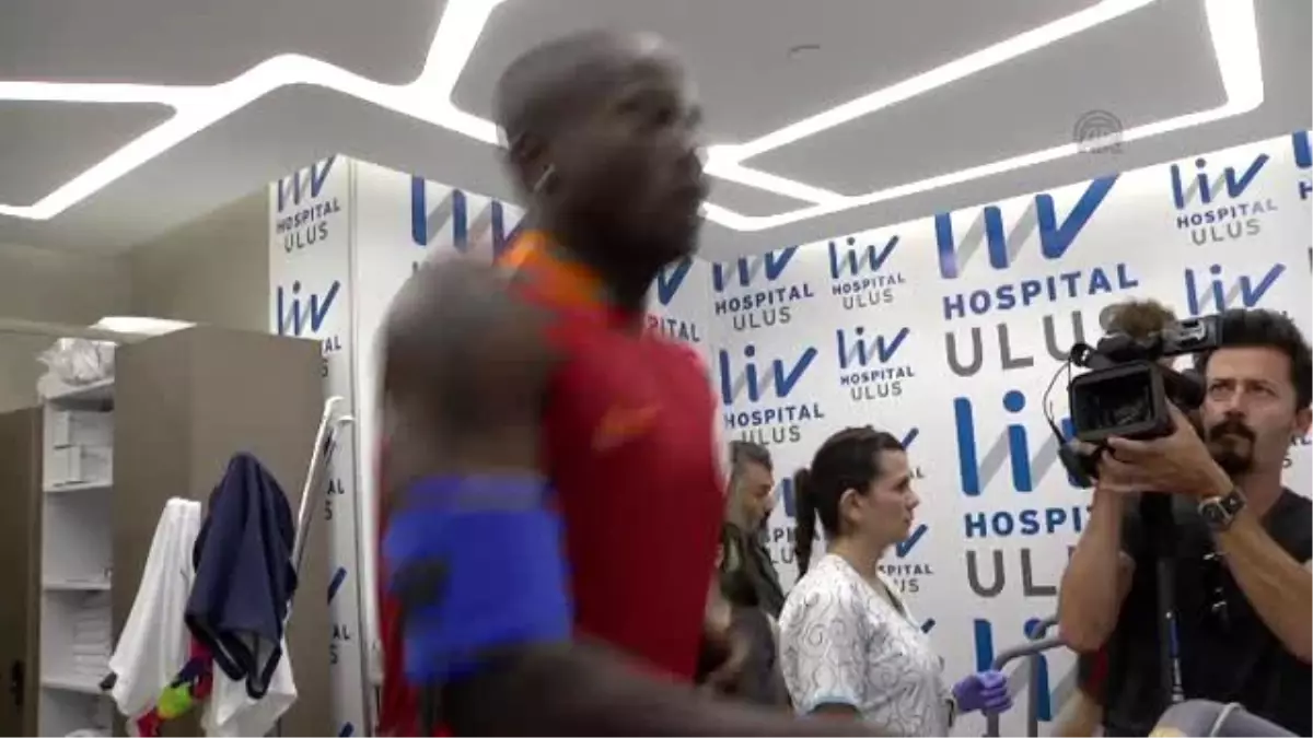 Galatasaraylı Futbolcular Sağlık Kontrolünden Geçtiler