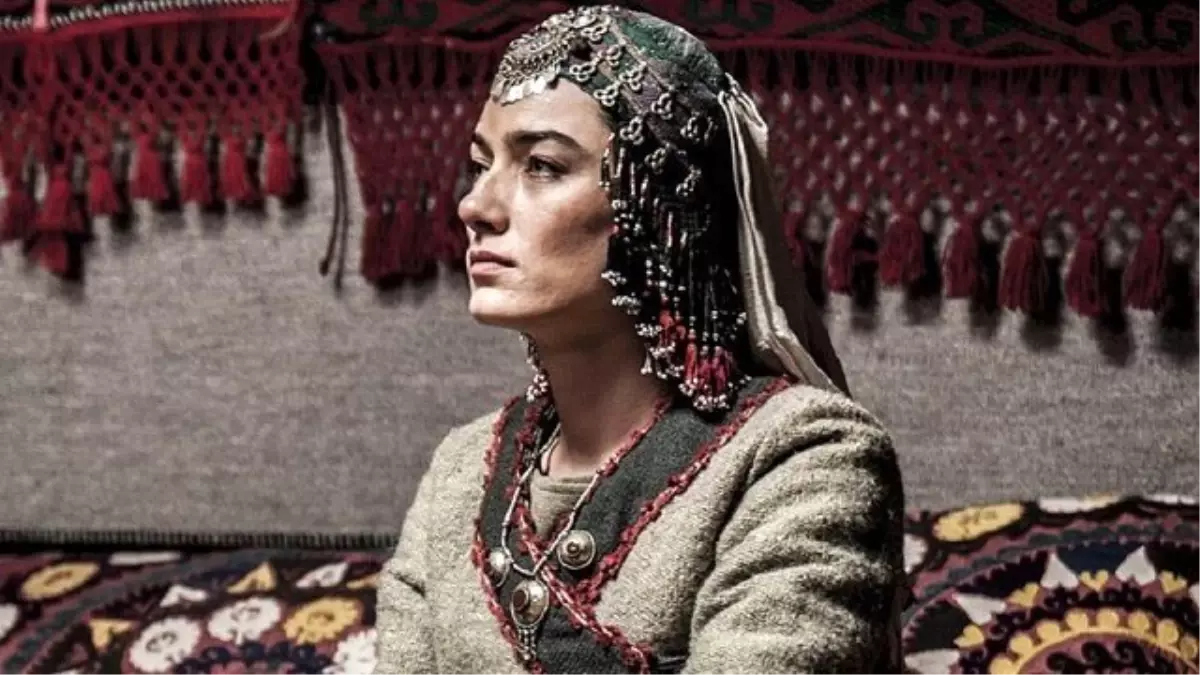 Hande Subaşı\'nın \'Diriliş Ertuğrul\' Macerası Bitti