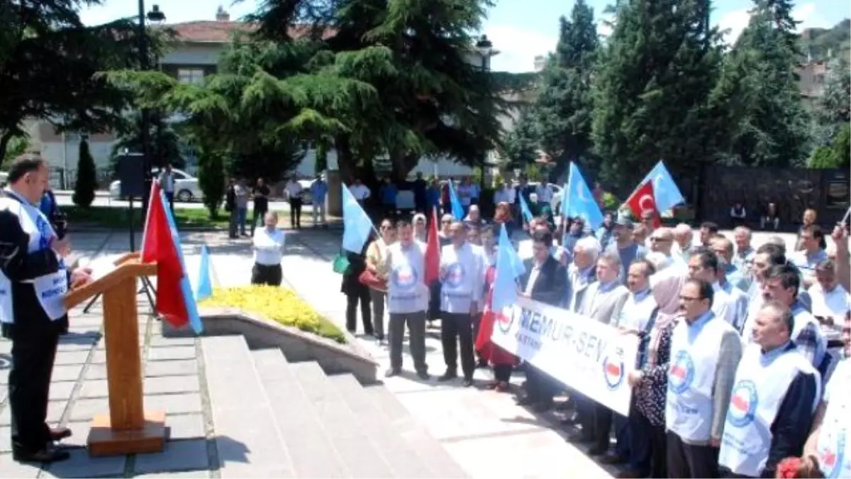 Kastamonu\'da Doğu Türkistan Protestosu