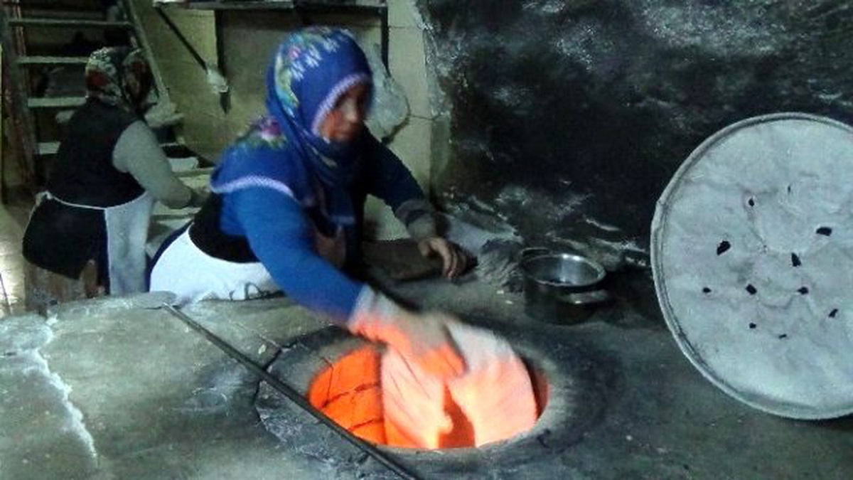 Fırıncı Kadınlar Erkeklere Taş Çıkartıyor