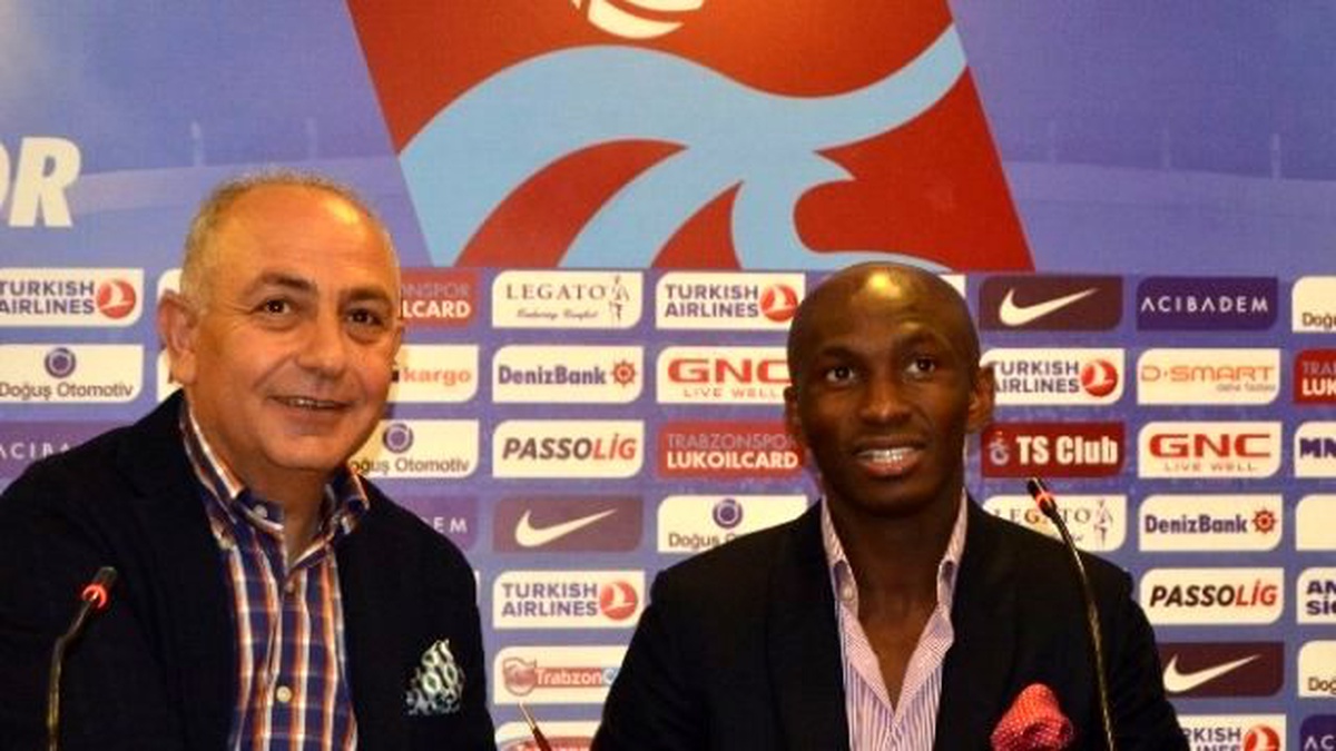 Trabzonspor M\'bia 3 Yıllık Sözleşme İmzaladı