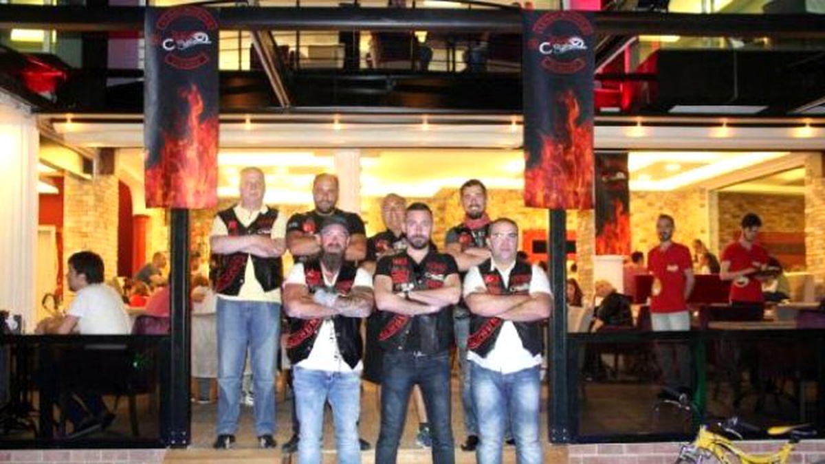 Türk Chopper Motor Kulübü Üyelerinden İftarda Birlik Mesajı