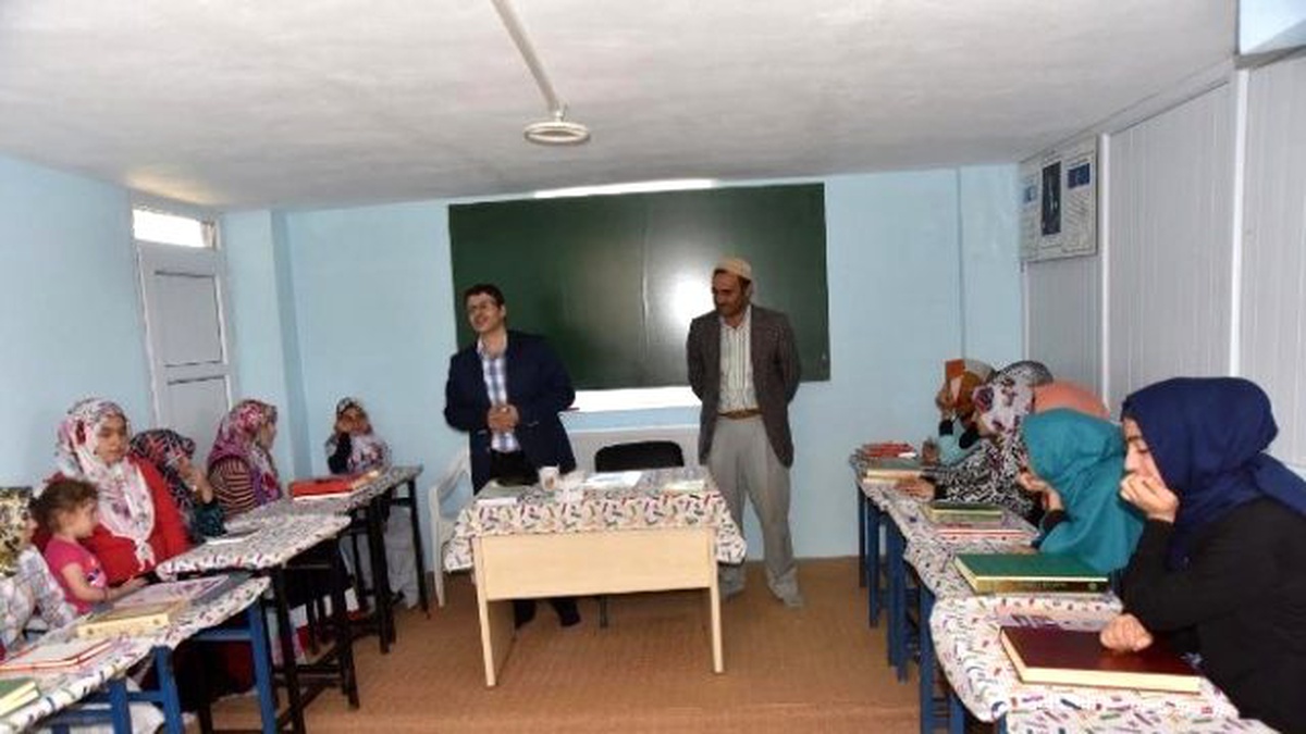 Ahlat\'ta Yaz Kur\'an Kurslarına İlgi Büyük